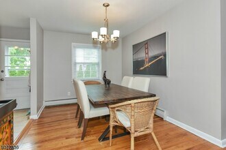 42 Walnut St in Montclair, NJ - Building Photo - Building Photo