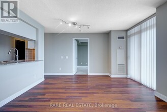 25-1825 Viking Ln in Toronto, ON - Building Photo - Building Photo
