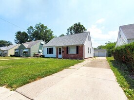 23214 Gay St in Euclid, OH - Building Photo