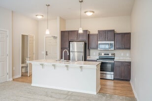 Spero Senior Living in Lakeville, MN - Building Photo