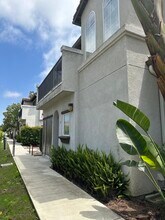310 Sunset Way in Oceanside, CA - Building Photo - Building Photo