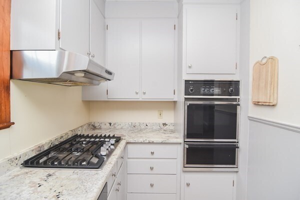 51 Windsor Rd, Unit 2 in Medford, MA - Foto de edificio - Building Photo