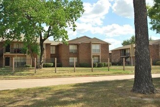 Windfern Pointe Apartments in Houston, TX - Building Photo - Building Photo