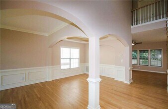 6614 Mimosa Cir in Tucker, GA - Foto de edificio - Building Photo