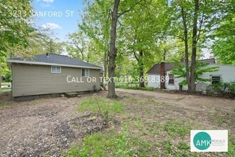3233 Sanford St in Muskegon Heights, MI - Building Photo - Building Photo