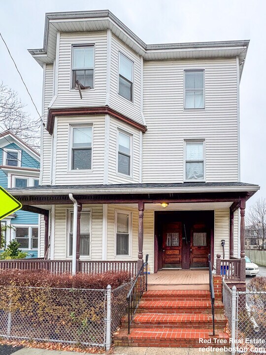 86 Chestnut St, Unit 3-bed 1-bath Brookliine in Brookline, MA - Foto de edificio