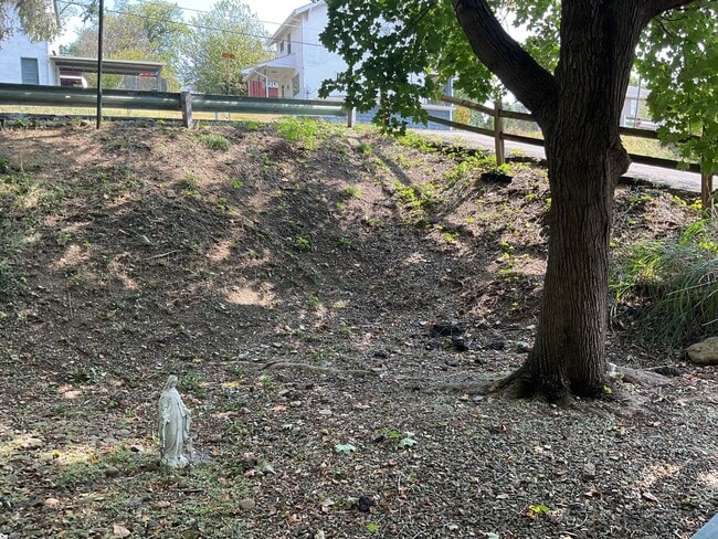 446 Crosbie Dr in Canonsburg, PA - Building Photo - Building Photo