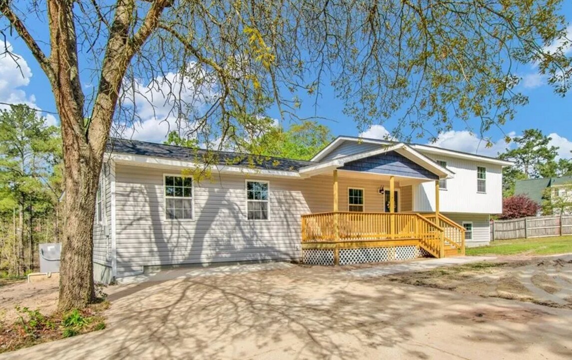 270 Jody Ln in Raeford, NC - Building Photo