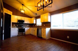 5221 Hudson Cir in Thornton, CO - Building Photo - Building Photo