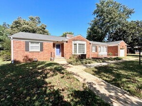 2706 Lafayette Rd SW in Huntsville, AL - Building Photo - Building Photo