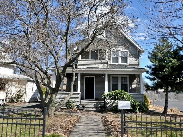 819 Woodward Ave, Unit 2nd Floor