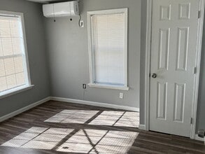 3217 Stonewall St in Houston, TX - Foto de edificio - Building Photo