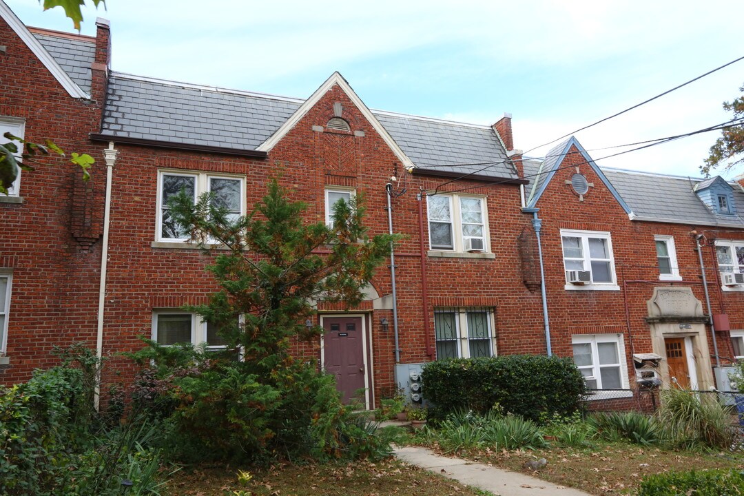 4808 3rd St NW in Washington, DC - Building Photo