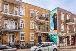 1564-1572 Laurier Av E in Montréal, QC - Building Photo