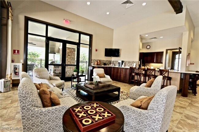 8437 Rosa Ct in Naples, FL - Building Photo - Building Photo