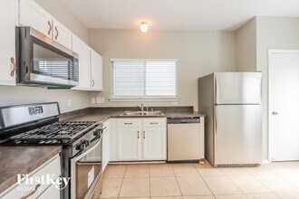 1667 Nichole Woods Dr in Houston, TX - Building Photo - Building Photo