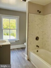 20 W Clifford St in Winchester, VA - Building Photo - Building Photo