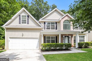 665 Lakeridge Ct in Covington, GA - Building Photo