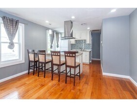 35 Lonsdale St-Unit -3 in Boston, MA - Building Photo - Building Photo