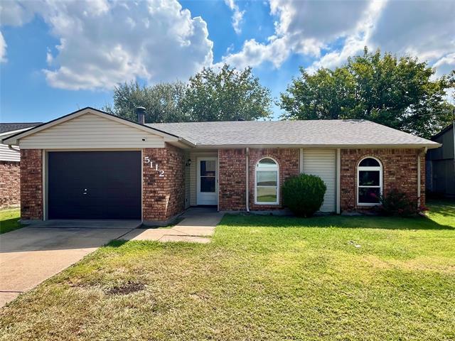 5112 Griffin Dr in The Colony, TX - Building Photo