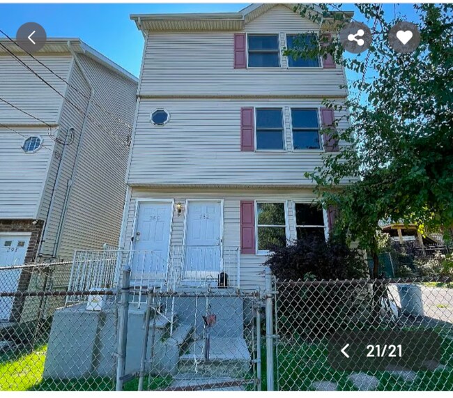 300-313 13th Ave in Newark, NJ - Building Photo - Building Photo