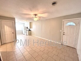 15 M.L.K. Jr Blvd in Fayetteville, AR - Building Photo