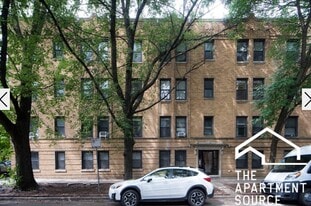 1056 W Lill Ave in Chicago, IL - Building Photo