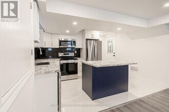 34 Betterridge Trl in Barrie, ON - Building Photo - Building Photo