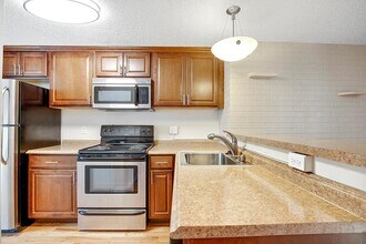 222 Logan in Denver, CO - Building Photo - Building Photo