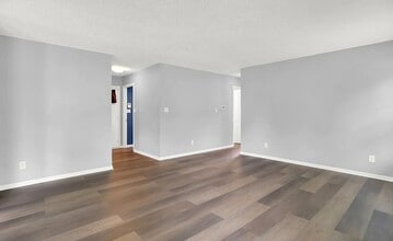 4007 Knollwood Ave in Franklin, IN - Building Photo - Building Photo