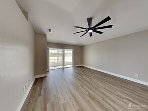 11217 Summer Star Dr in Riverview, FL - Building Photo - Building Photo