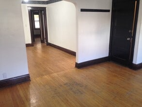 1008 E 6th St, Unit 2 in Duluth, MN - Building Photo - Building Photo
