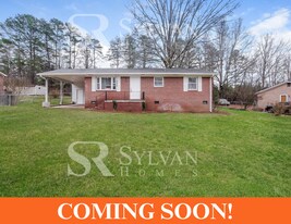 2635 Skyland Dr in Gastonia, NC - Building Photo