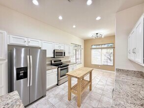 4148 E Walnut Rd in Gilbert, AZ - Building Photo - Building Photo