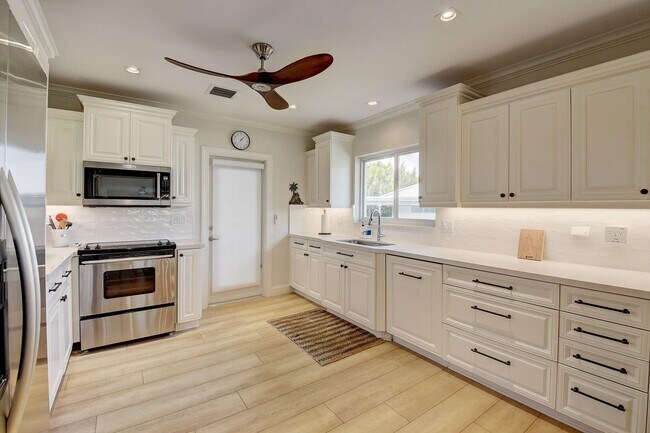 1920 S Ocean Blvd in Delray Beach, FL - Building Photo - Building Photo