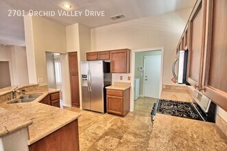 2701 Orchid Valley Dr in Las Vegas, NV - Building Photo - Building Photo