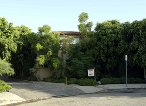 13568-13572 Rye St in Sherman Oaks, CA - Building Photo - Building Photo