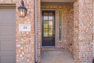 44 Sunrise Crest Trail in Tomball, TX - Building Photo - Building Photo