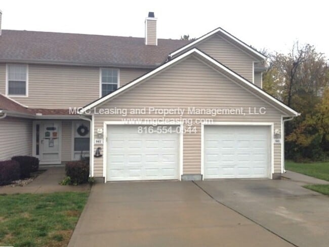 property at 943 Mulberry St