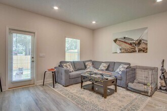 1225 Fairchild Vlg Dr in Pensacola, FL - Building Photo - Building Photo