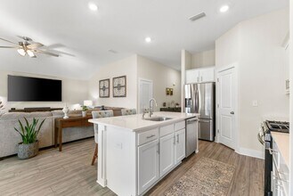 231 Bayou Bend Ln in Callaway, FL - Building Photo - Building Photo