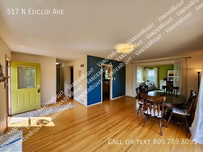 property at 517 N Euclid Ave