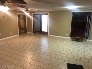 2809 S Curtis Dr in New Iberia, LA - Building Photo - Building Photo