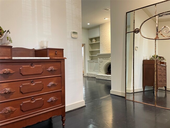 5911 Winsome Ln in Houston, TX - Building Photo - Building Photo