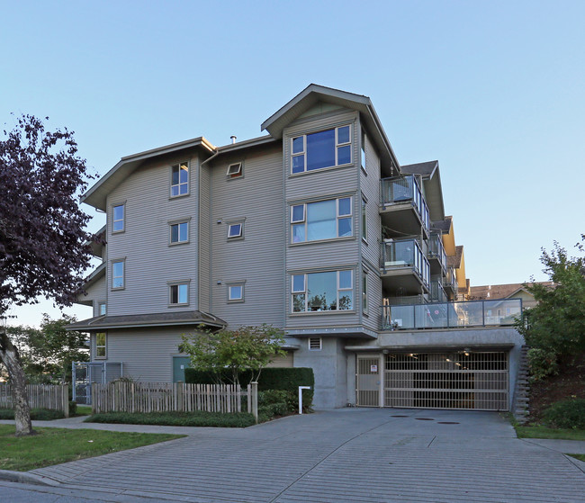 The Beachwood in Vancouver, BC - Building Photo - Building Photo