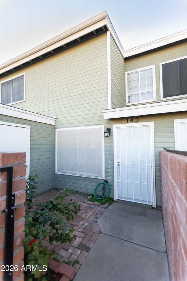 2301 E University Dr in Mesa, AZ - Building Photo - Building Photo