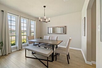 1424 Kingsgate Dr in Bryan, TX - Building Photo - Building Photo