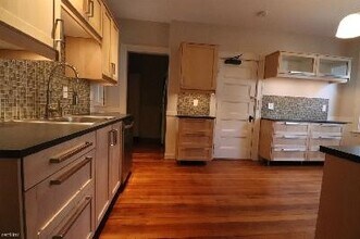 107 Oxford St, Unit 2 in Cambridge, MA - Building Photo - Building Photo