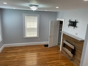 33 Brazil St in Melrose, MA - Building Photo - Building Photo