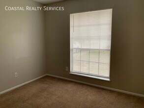 212 Stephen Ave in Mary Esther, FL - Building Photo - Building Photo